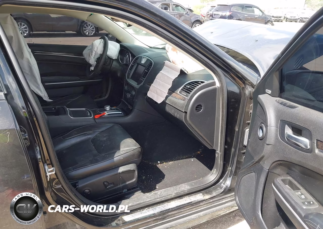 2022 Chrysler 300 Touring L Awd VIN:2C3CCASG7NH236964 - 5