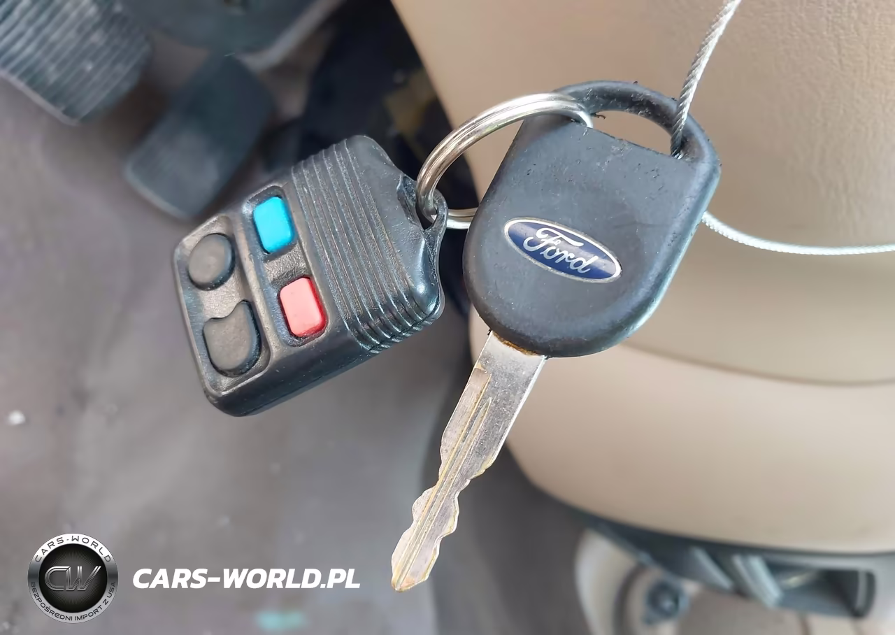 2001 Ford Taurus Ses VIN:1FAFP552X1A266480 - 11
