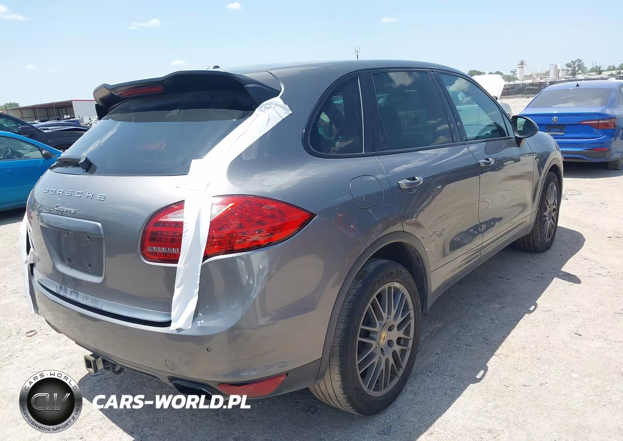 2013 Porsche Cayenne VIN:WP1AA2A24DLA12474 - 4