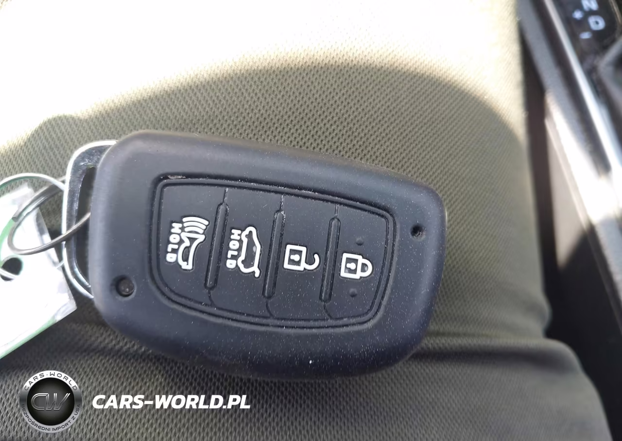 2017 Hyundai Sonata Sport VIN:5NPE34AF2HH437620 - 11