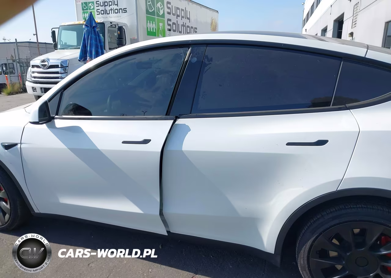 2023 Tesla Model Y Awd-Long Range Dual Motor All-Wheel Drive VIN:7SAYGDEE5PA093944 - 15