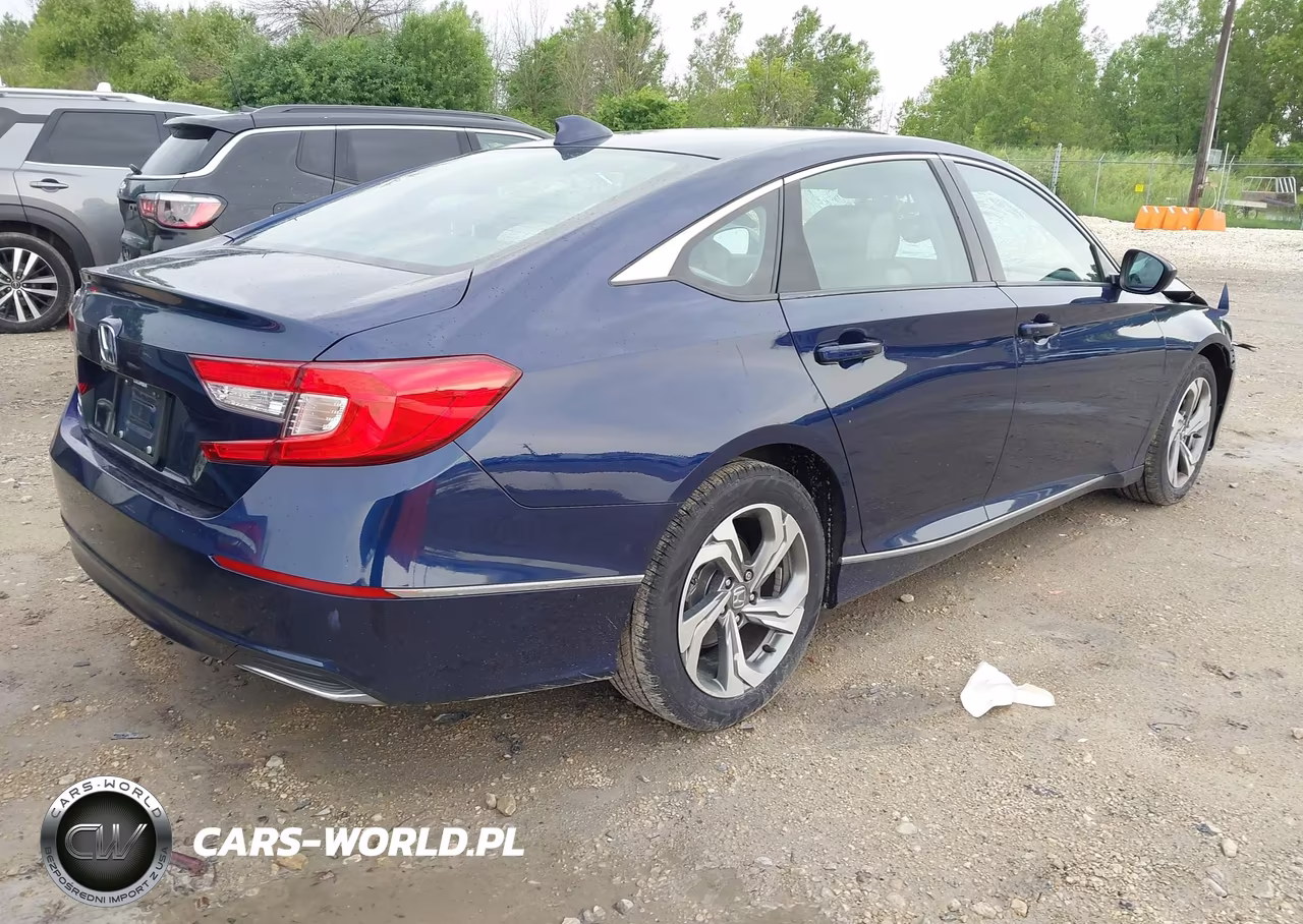 2018 Honda Accord Ex VIN:1HGCV1F4XJA242726 - 4