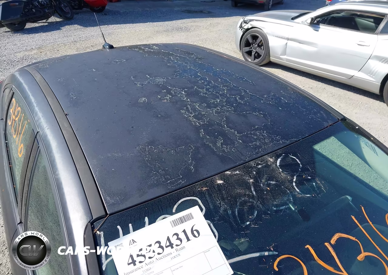 2018 Ford Focus Se VIN:1FADP3F21JL242924 - 14