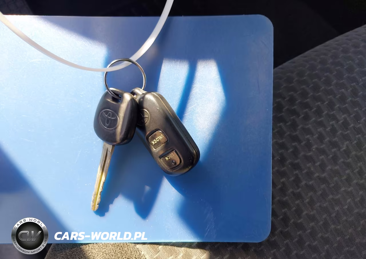 2006 Toyota Corolla S VIN:1NXBR32E16Z673594 - 11