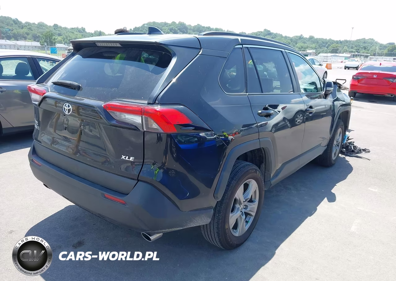 2024 Toyota Rav4 Xle VIN:2T3W1RFV1RW332634 - 4
