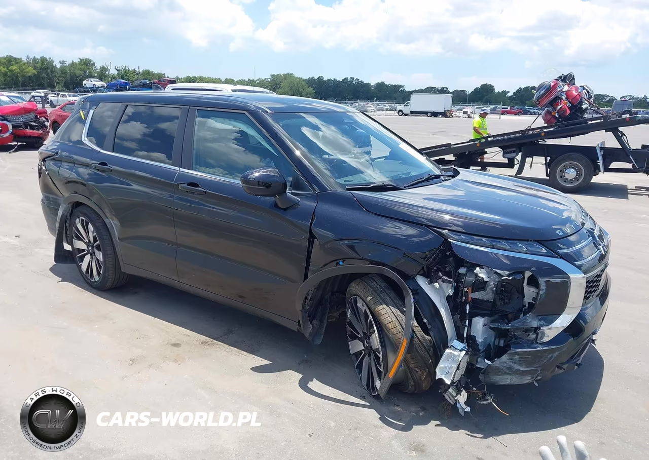 2025 Mitsubishi Outlander Se 2.5 2Wd – zdjęcie 1 z 16