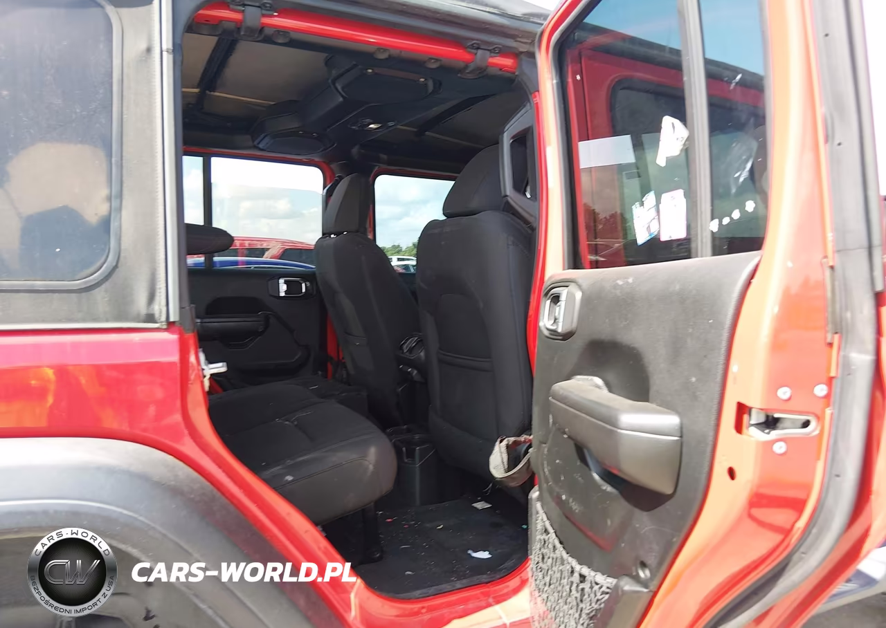 2018 Jeep Wrangler Unlimited Sport S 4X4 VIN:1C4HJXDG0JW165044 - 8