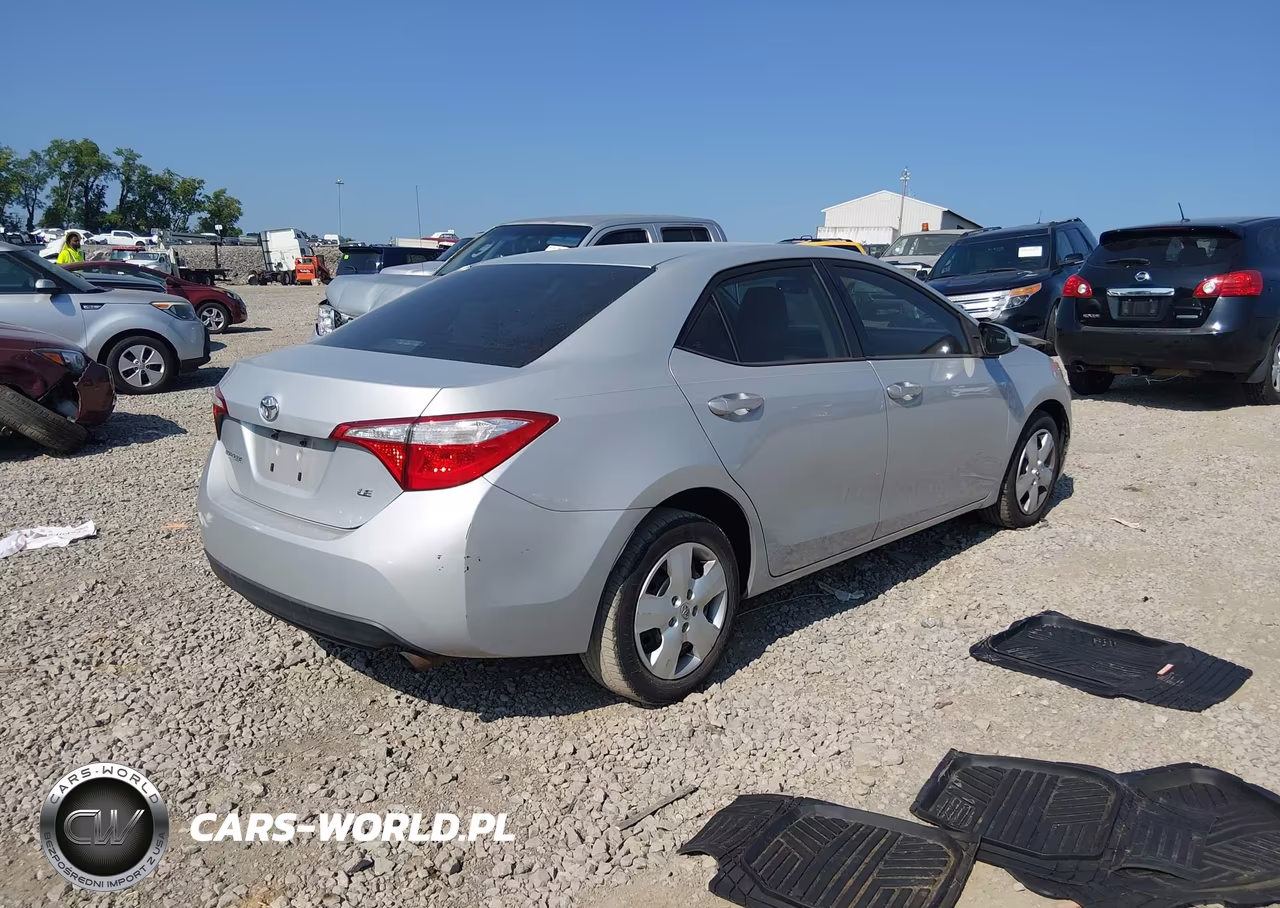 2014 Toyota Corolla Le VIN:2T1BURHE2EC062952 - 4