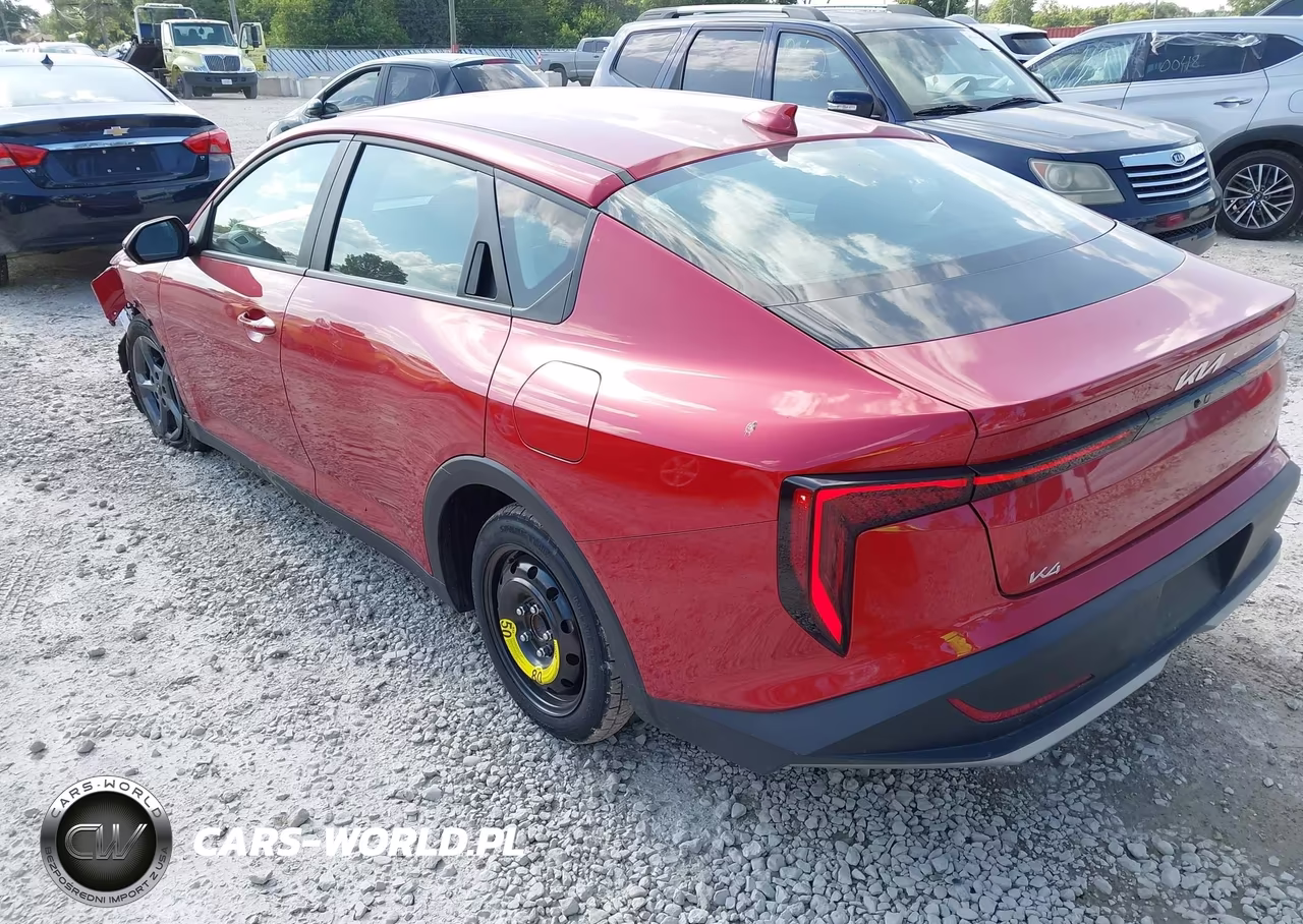 2025 Kia K4 Lxs VIN:3KPFT4DE3SE105527 - 3