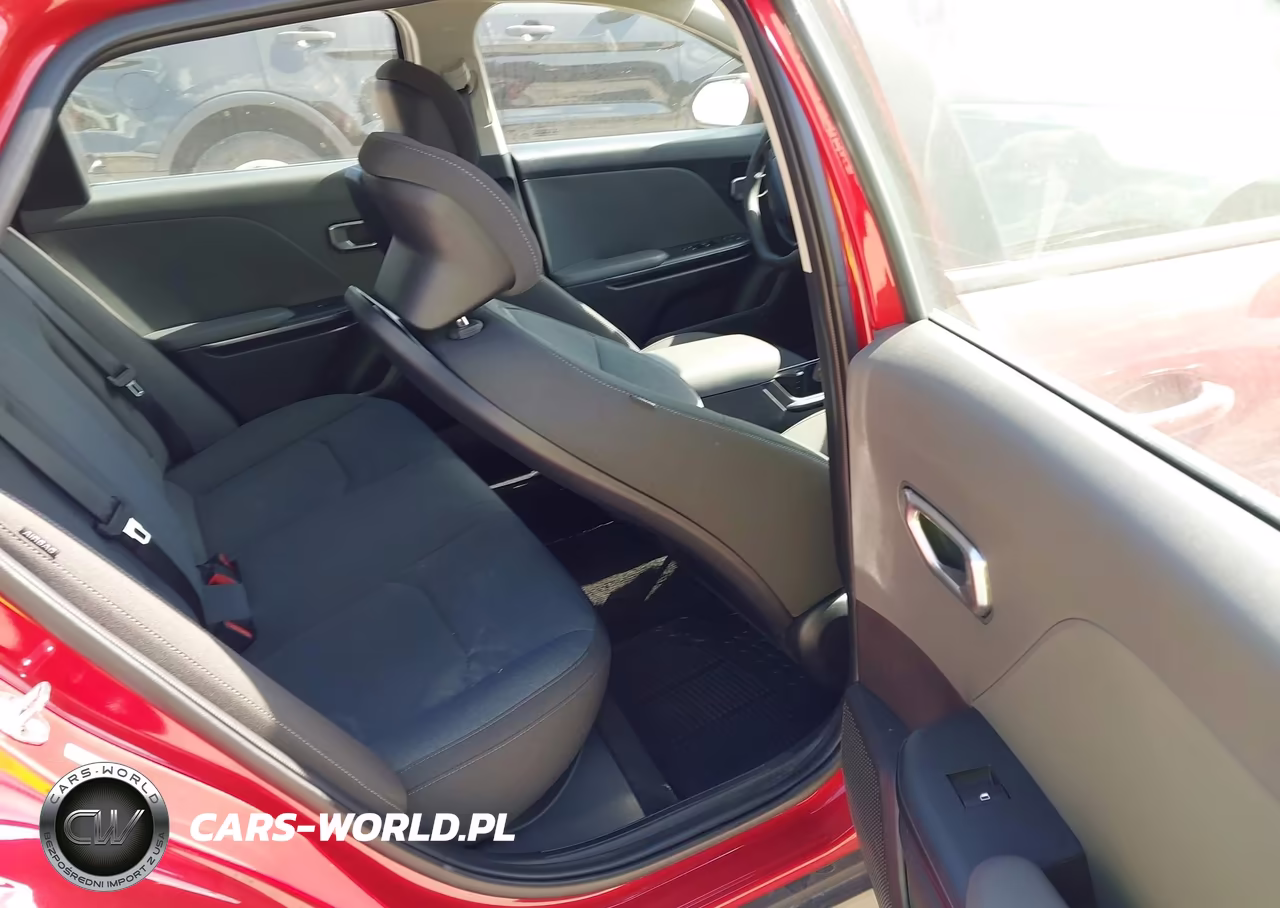 2025 Kia K4 Lxs VIN:3KPFT4DE3SE105527 - 8