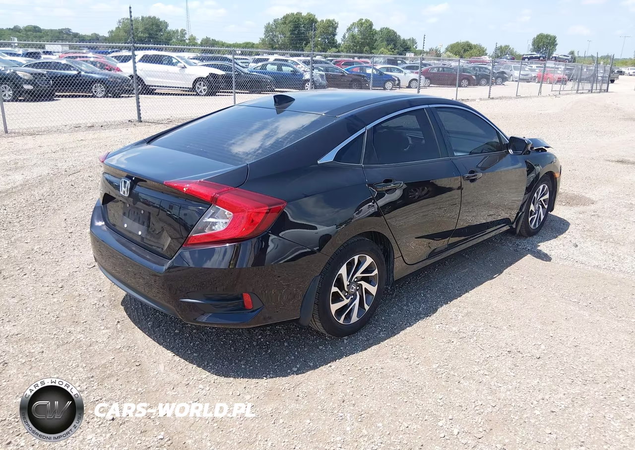 2017 Honda Civic Ex VIN:19XFC2F73HE007609 - 4