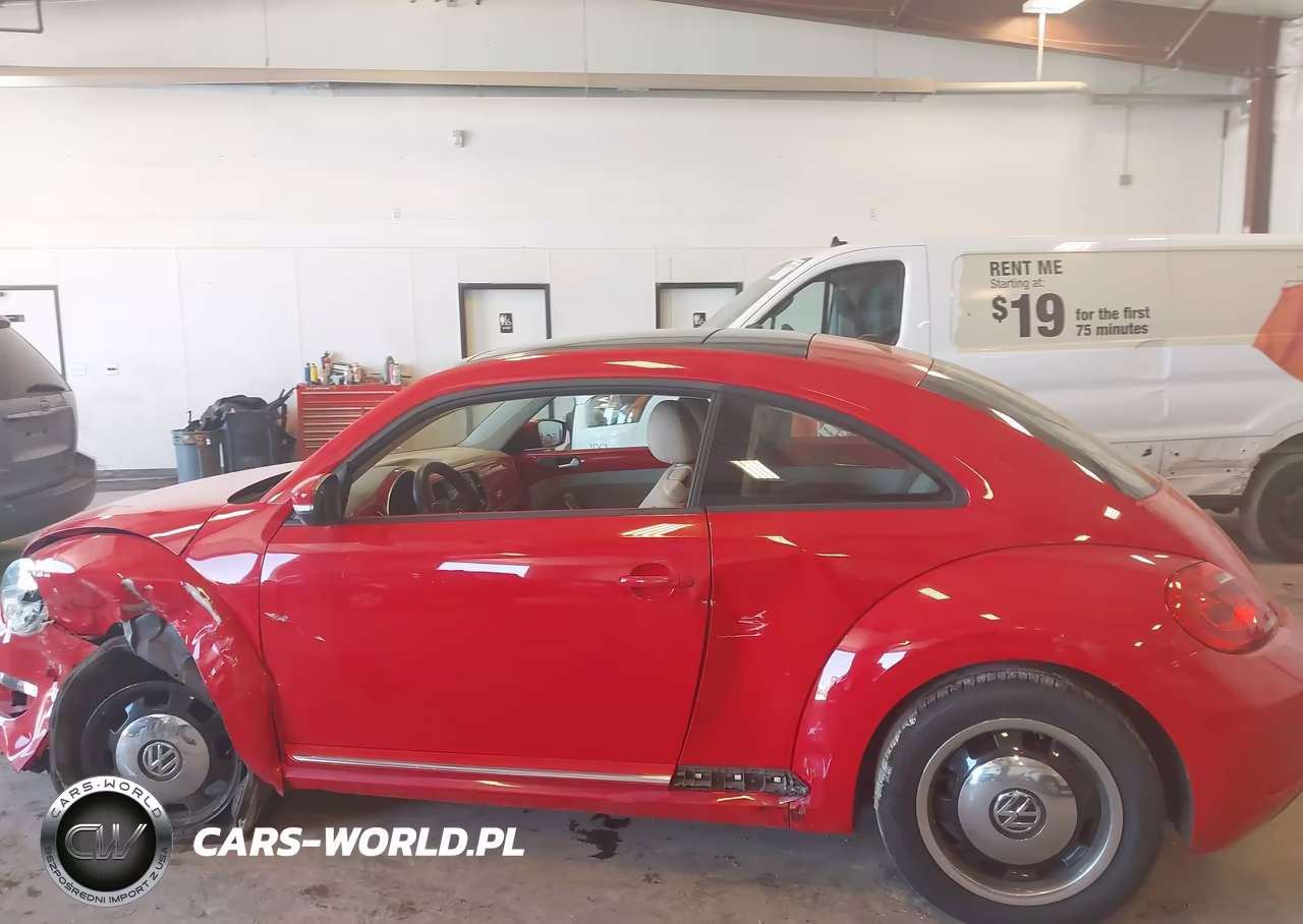 2013 Volkswagen Beetle 2.5L VIN:3VWJX7AT0DM614273 - 14
