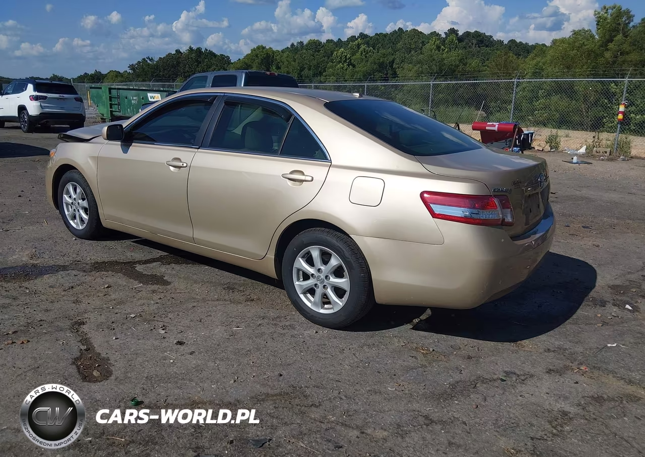 2011 Toyota Camry Le VIN:4T1BF3EK6BU712913 - 3