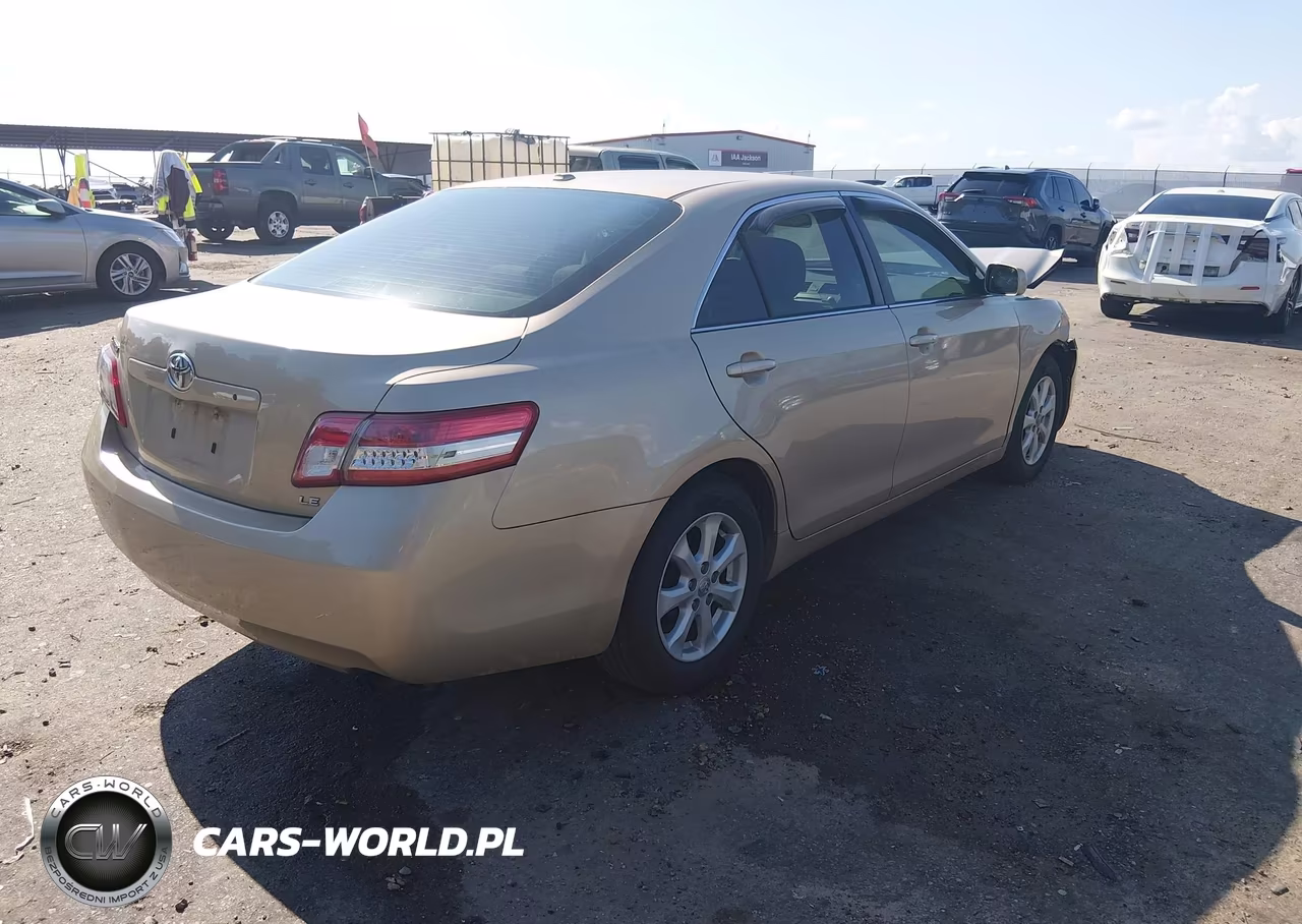 2011 Toyota Camry Le VIN:4T1BF3EK6BU712913 - 4