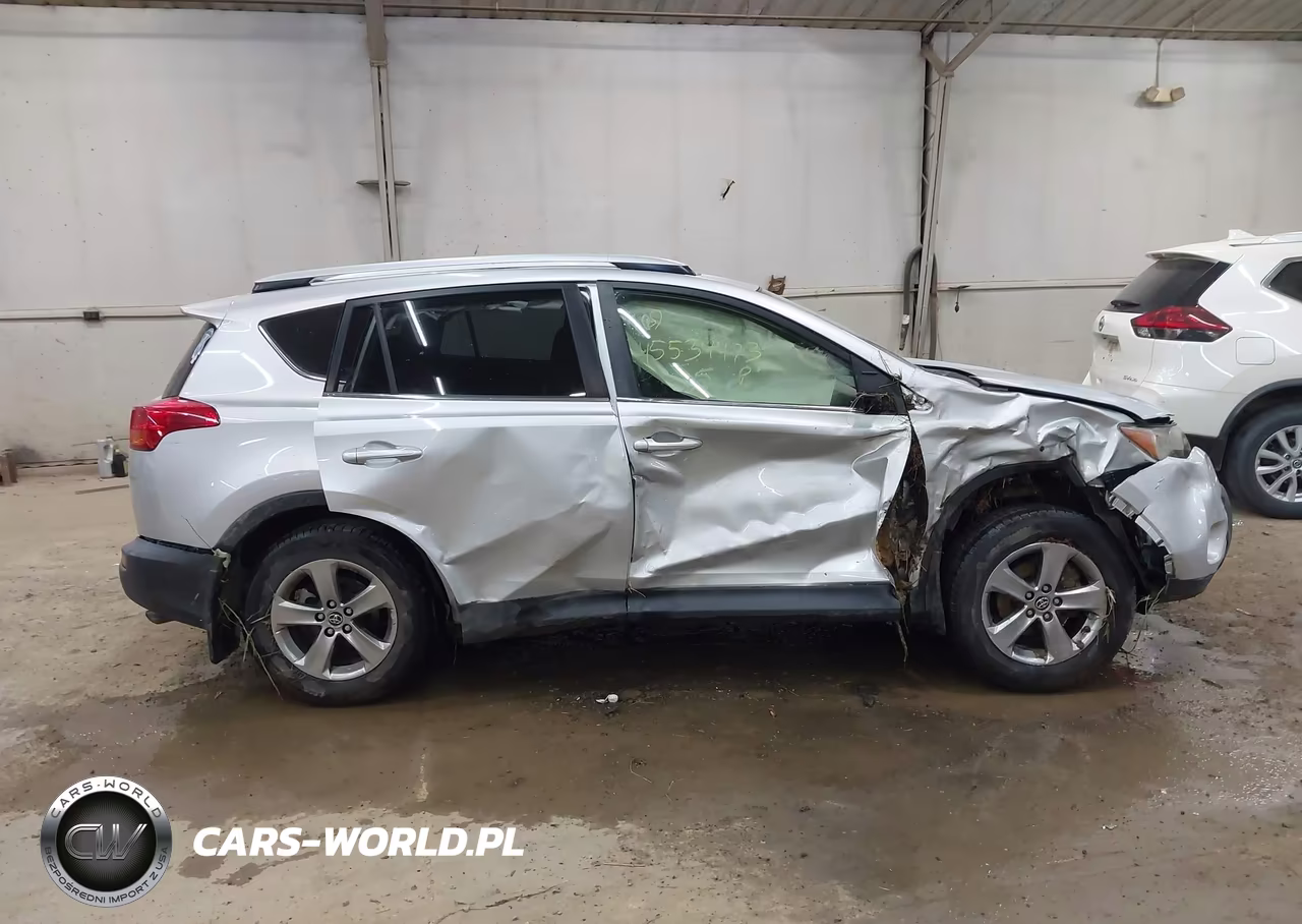 2015 Toyota Rav4 Xle VIN:JTMRFREV9FJ014495 - 14