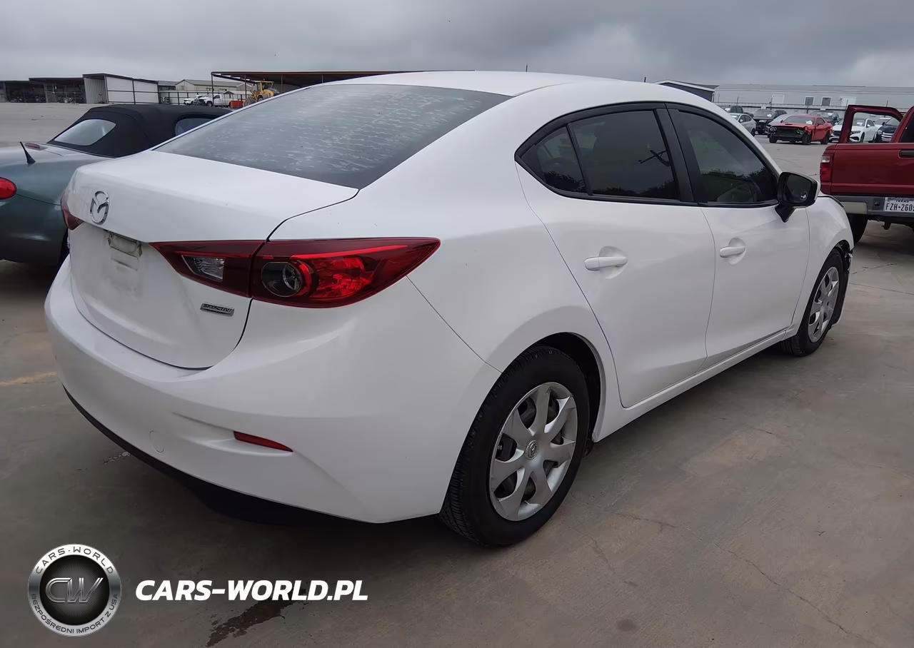 2015 Mazda Mazda3 I Sport VIN:3MZBM1U75FM220344 - 4