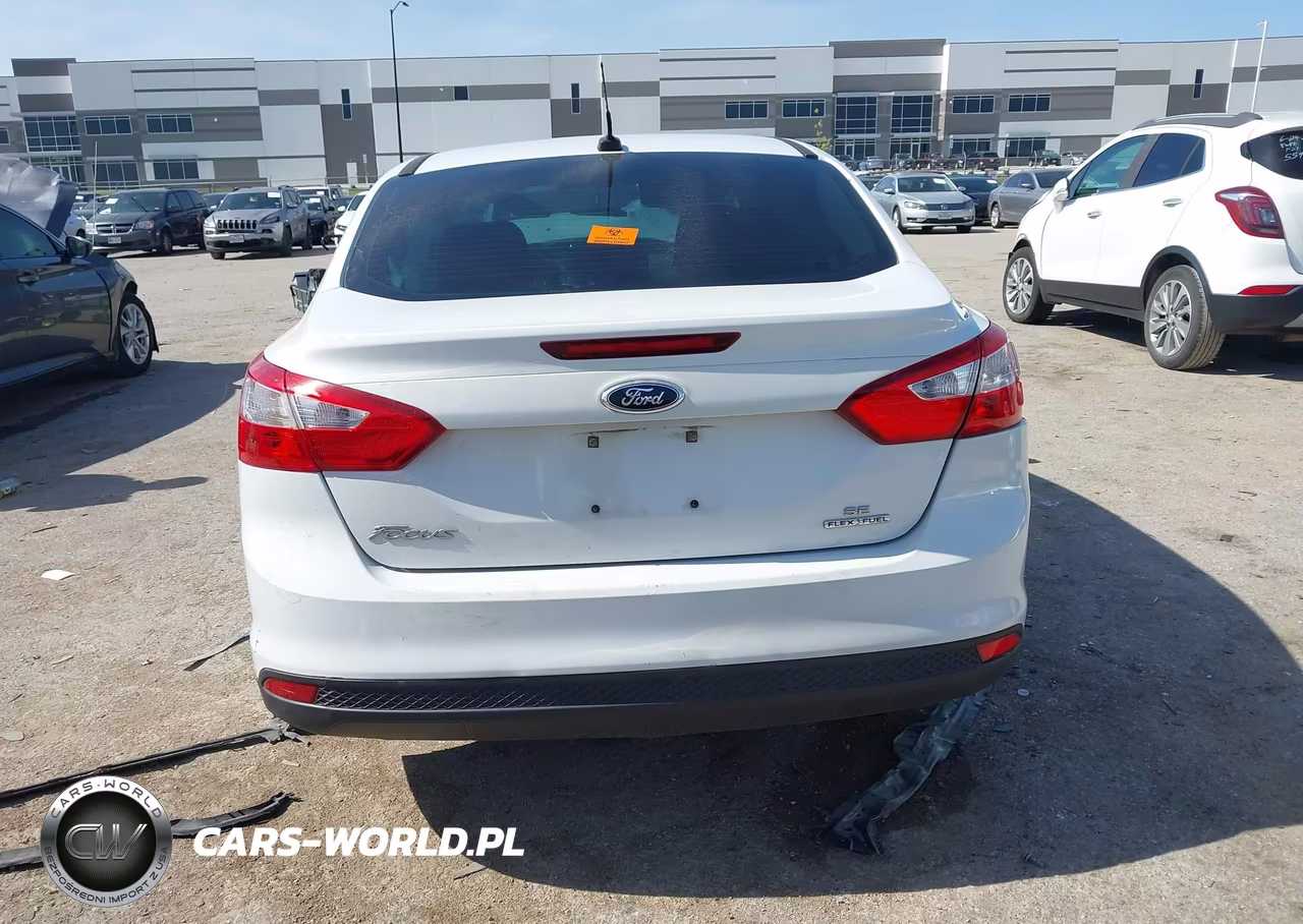 2014 Ford Focus Se VIN:1FADP3F23EL440460 - 15