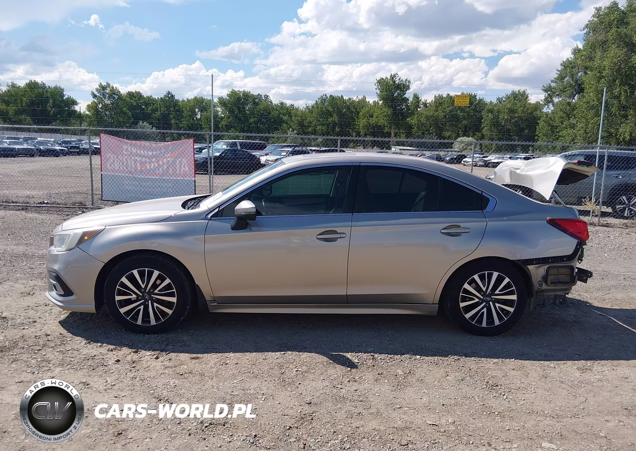 2018 Subaru Legacy 2.5I Premium VIN:4S3BNAH67J3012025 - 14