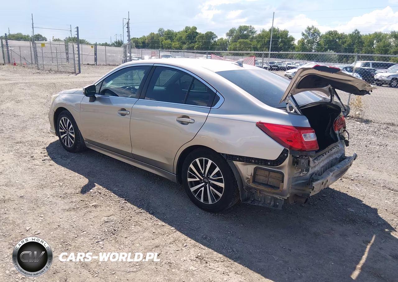 2018 Subaru Legacy 2.5I Premium VIN:4S3BNAH67J3012025 - 3