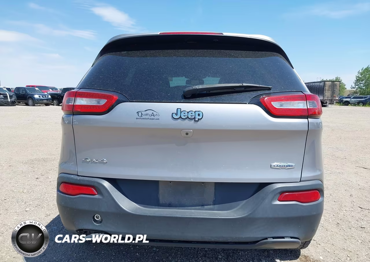 2017 Jeep Cherokee Latitude VIN:1C4PJMCB7HD213998 - 17
