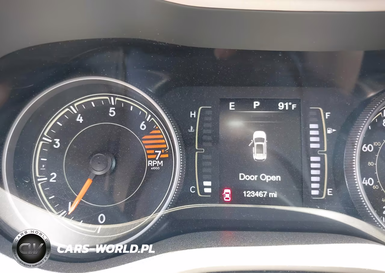 2017 Jeep Cherokee Latitude VIN:1C4PJMCB7HD213998 - 7