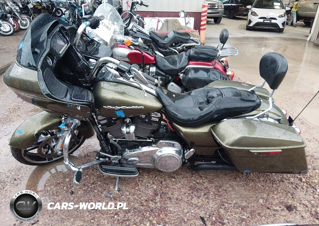 2017 Harley-Davidson Fltrxs Road Glide Special VIN:1HD1KTC18HB679020 - 12