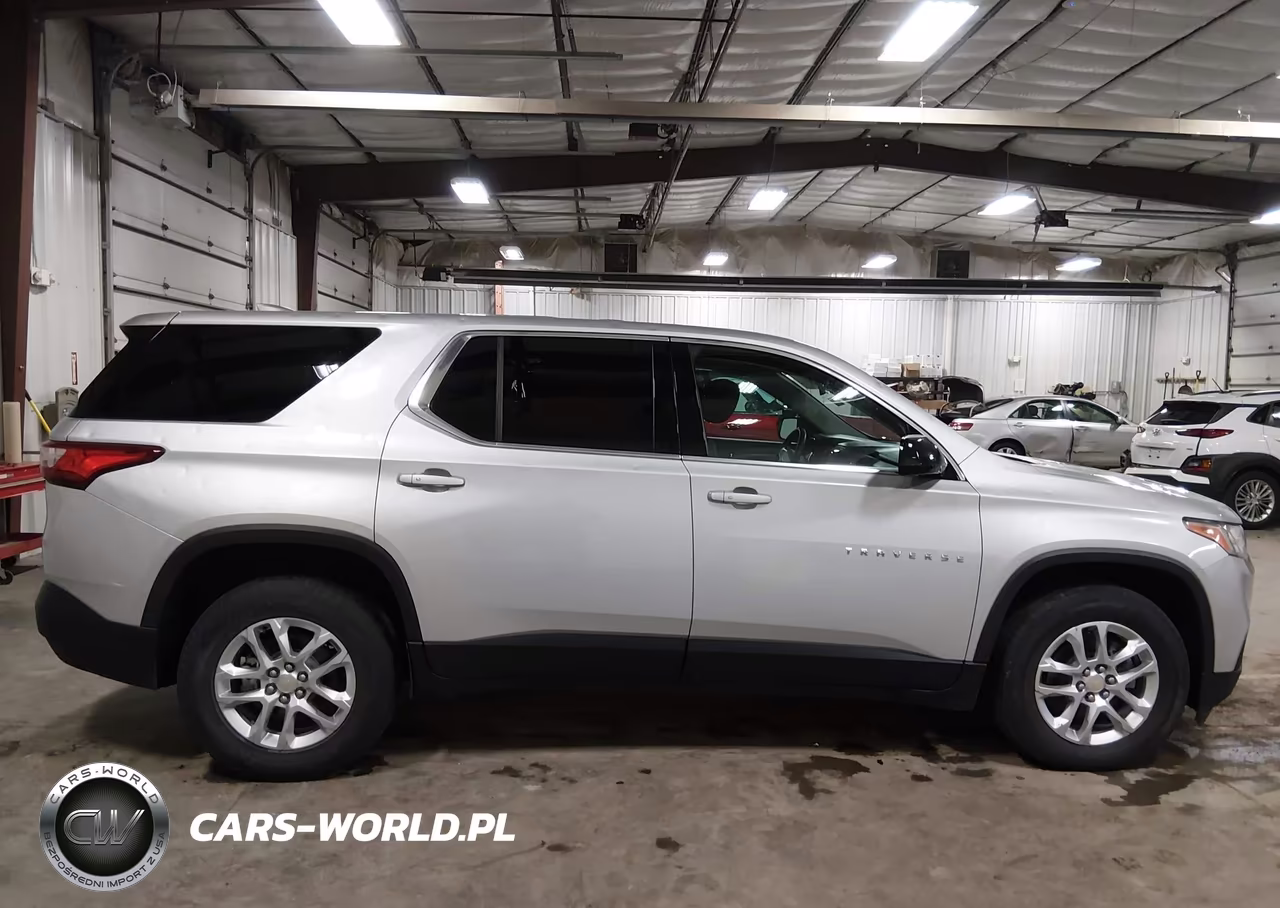 2019 Chevrolet Traverse Ls VIN:1GNEVFKW2KJ105672 - 13