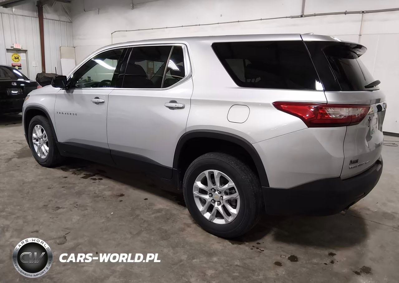 2019 Chevrolet Traverse Ls VIN:1GNEVFKW2KJ105672 - 3