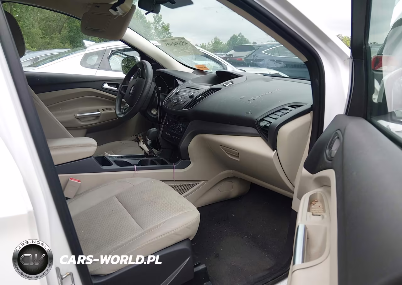 2017 Ford Escape Se VIN:1FMCU0G95HUA69661 - 5
