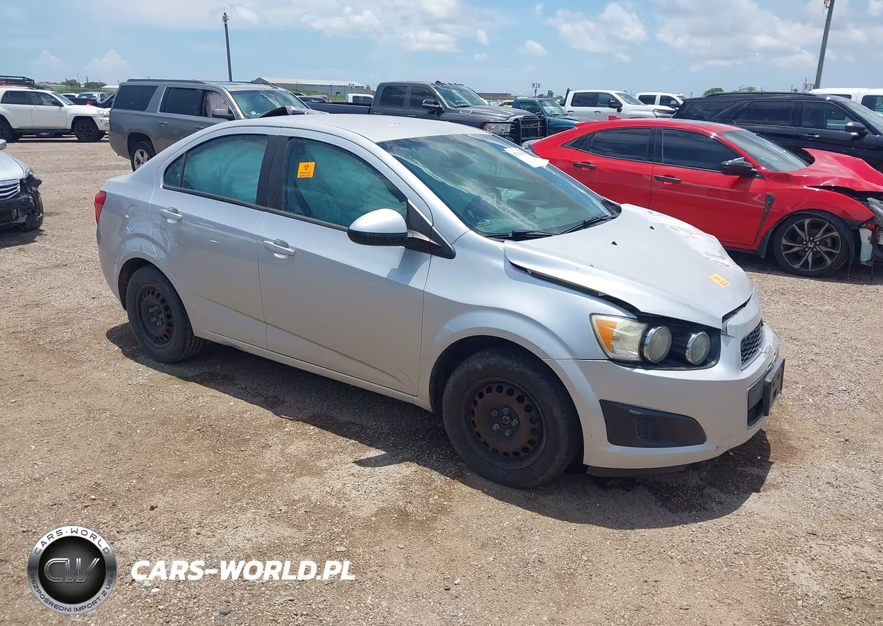 2014 Chevrolet Sonic Ls Auto – zdjęcie 1 z 16
