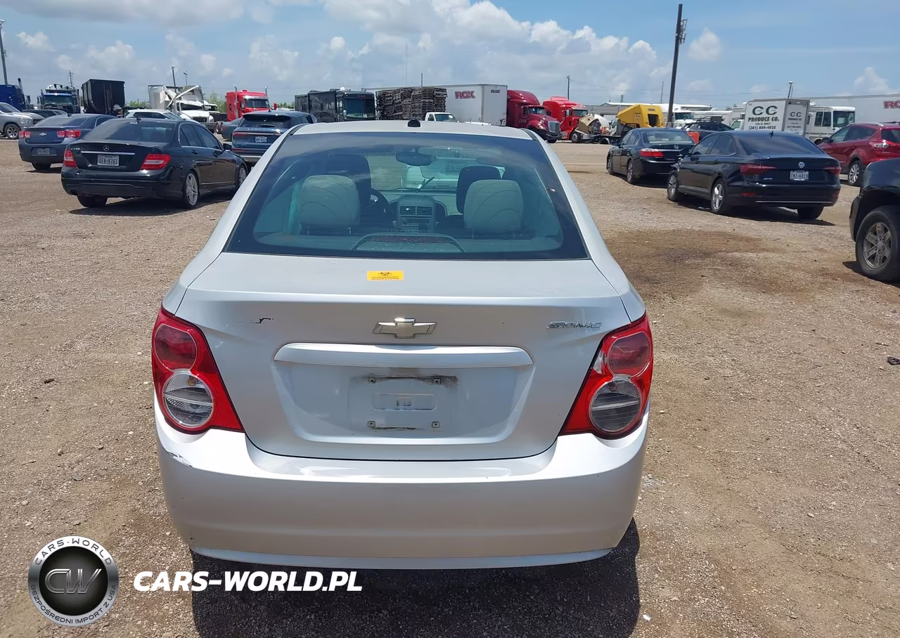 2014 Chevrolet Sonic Ls Auto VIN:1G1JA5SHXE4123881 - 16