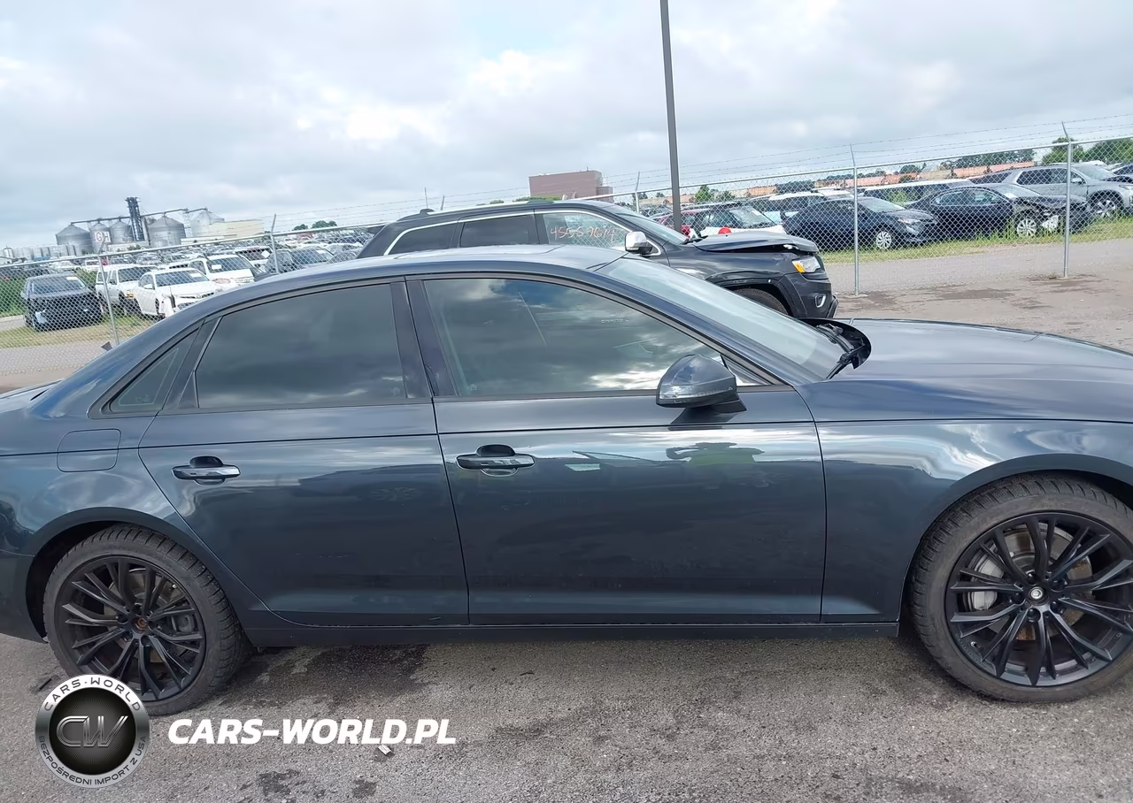 2017 Audi A4 Premium VIN:WAUANAF49HN004307 - 13