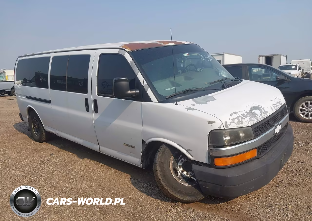 2005 Chevrolet Express VIN:1GAHG39U851159168 - 13