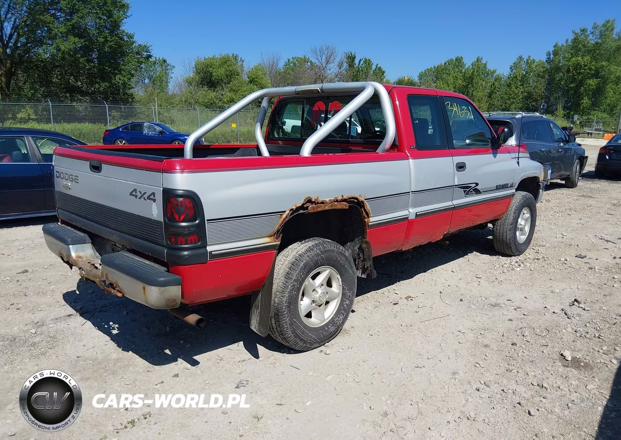 1996 Dodge Ram 1500 VIN:3B7HF13Z9TG159858 - 4