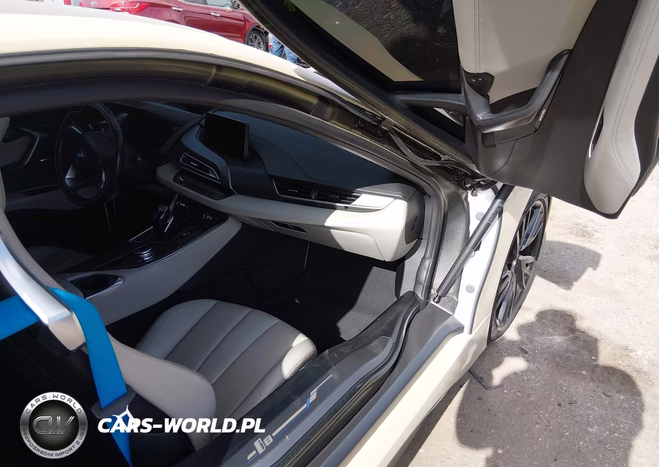 2015 BMW I8 VIN:WBY2Z2C51FV674265 - 5