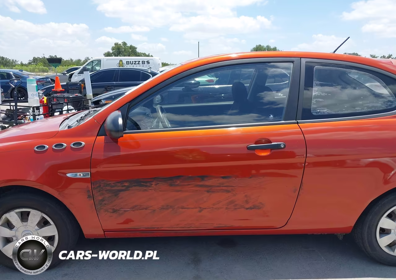 2007 Hyundai Accent Gs VIN:KMHCM36C67U030753 - 6