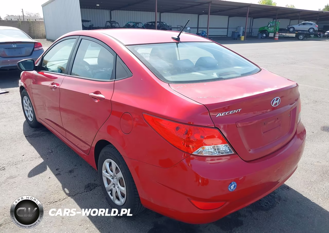2013 Hyundai Accent Gls VIN:KMHCT4AE6DU463213 - 3