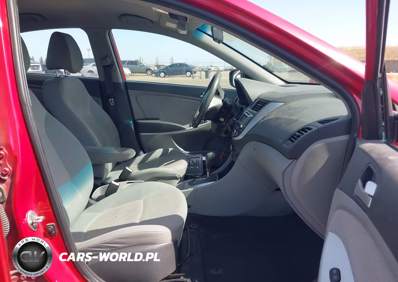2013 Hyundai Accent Gls VIN:KMHCT4AE6DU463213 - 5