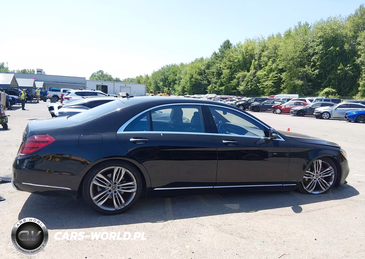 2020 Mercedes-Benz S 560 4Matic VIN:W1KUG8GB2LA555751 - 13