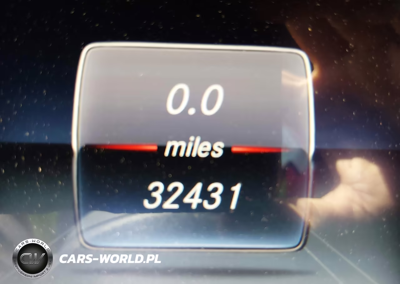 2020 Mercedes-Benz S 560 4Matic VIN:W1KUG8GB2LA555751 - 15