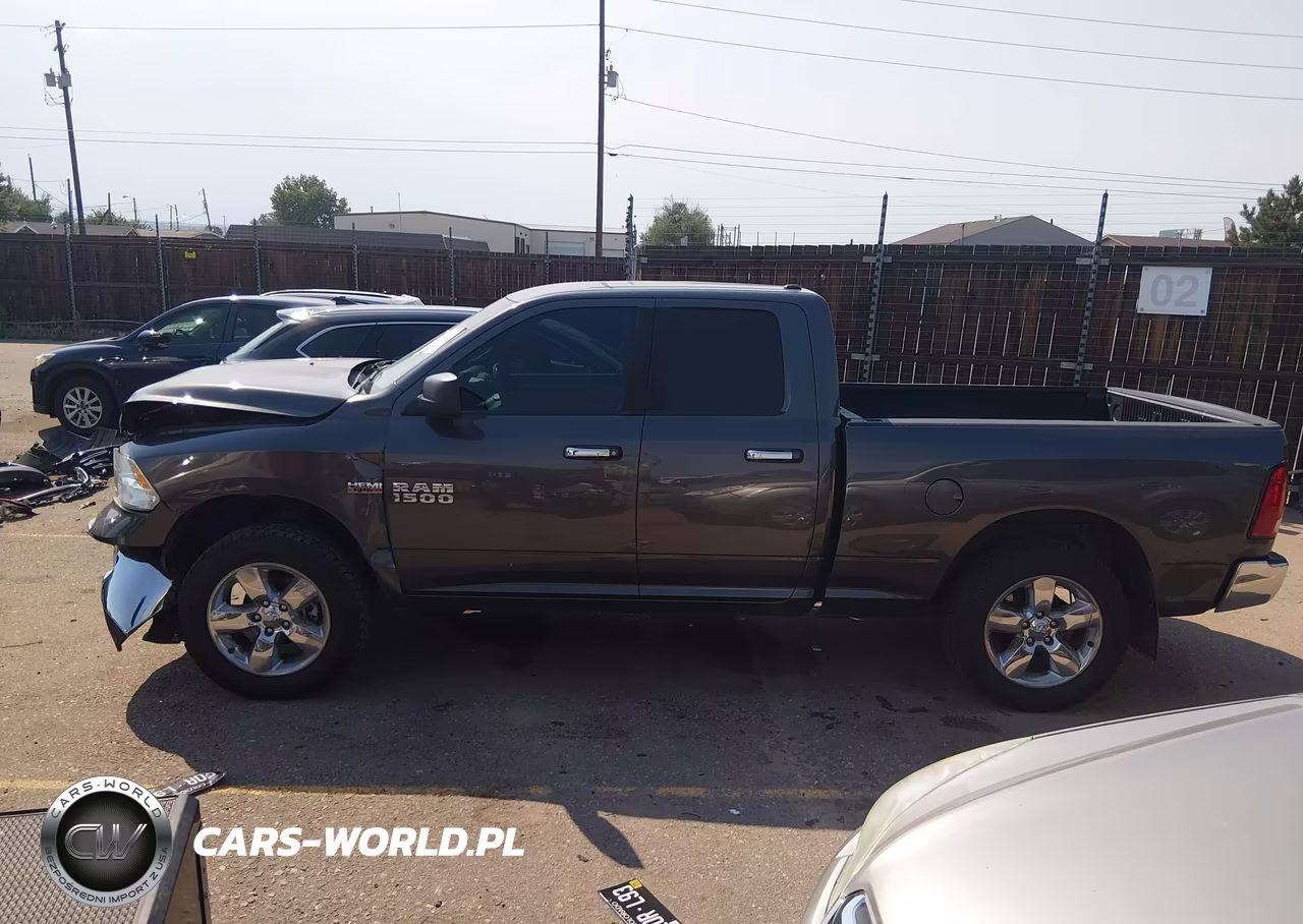 2015 Ram 1500 Big Horn VIN:1C6RR7GT4FS571534 - 15