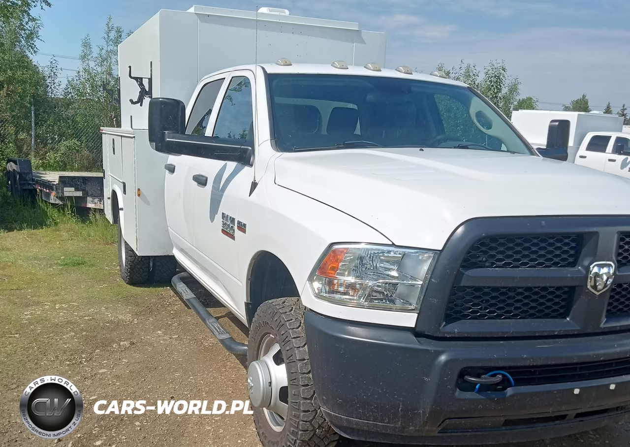 2015 Ram 3500 Chassis Tradesman-Slt-Laramie