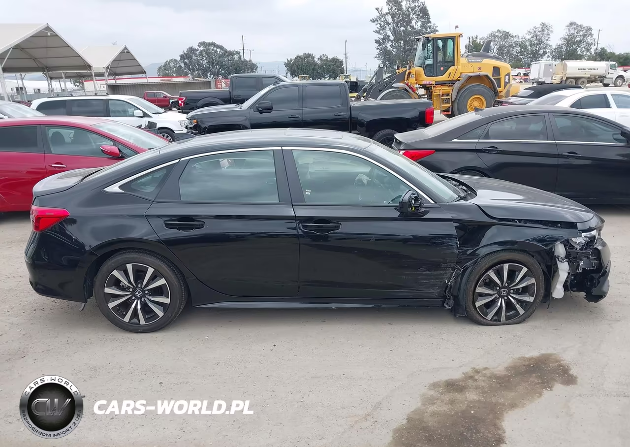 2024 Honda Civic Ex VIN:2HGFE1F72RH326947 - 13