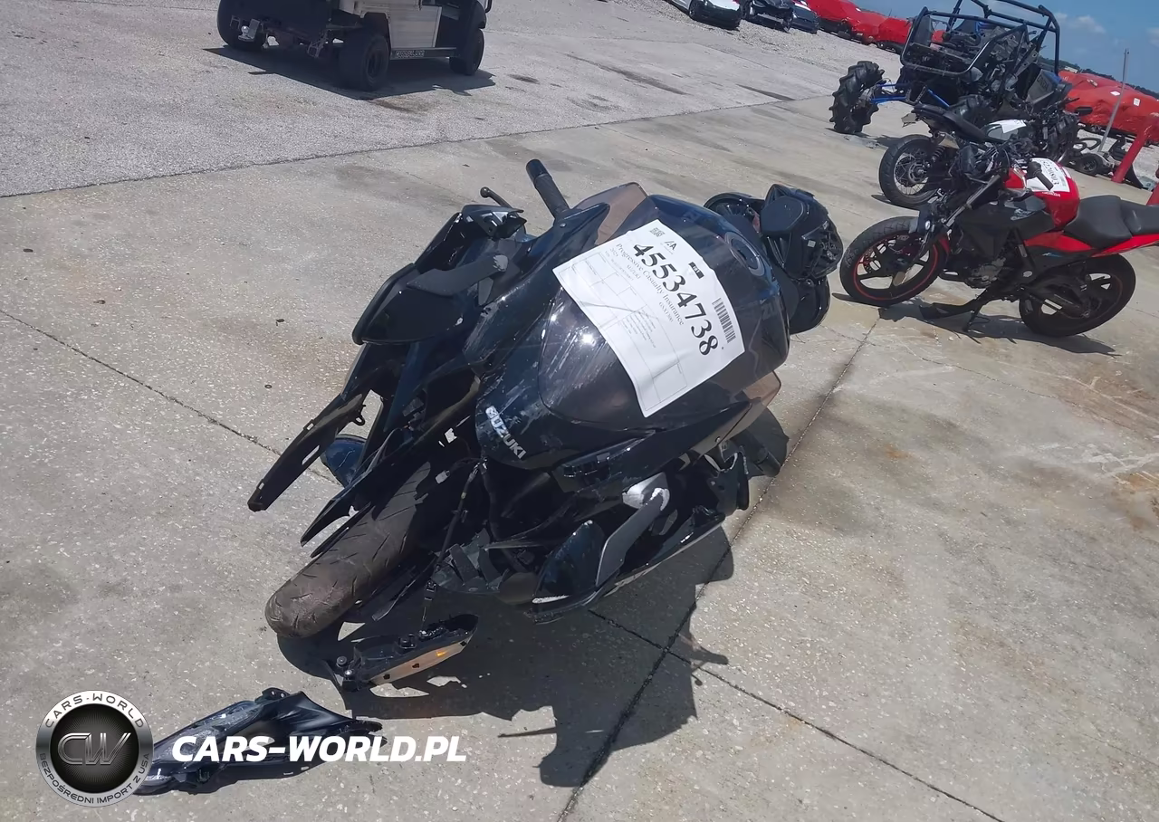 2025 Suzuki Gsx1300 Rr VIN:JS1EJ11B3S7100817 - 2