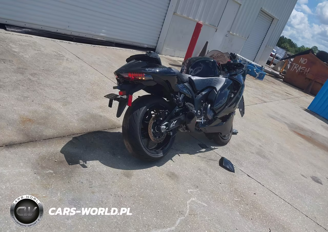 2025 Suzuki Gsx1300 Rr VIN:JS1EJ11B3S7100817 - 4