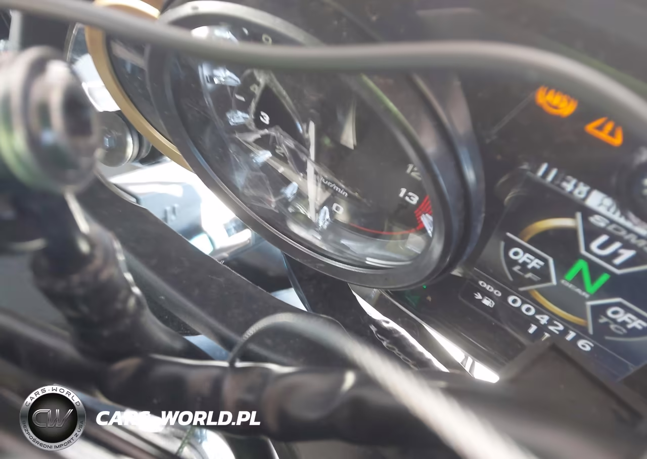 2025 Suzuki Gsx1300 Rr VIN:JS1EJ11B3S7100817 - 7