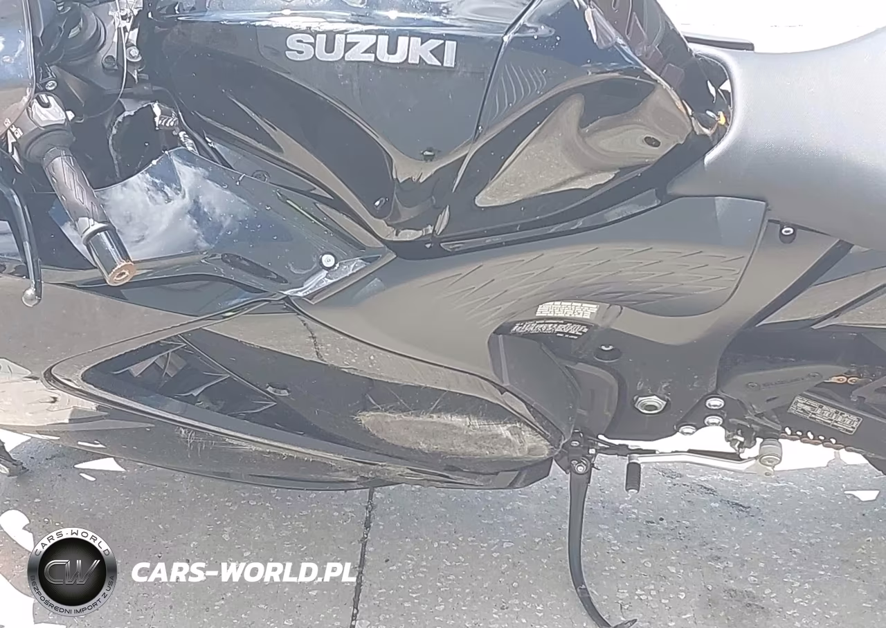 2025 Suzuki Gsx1300 Rr VIN:JS1EJ11B3S7100817 - 9