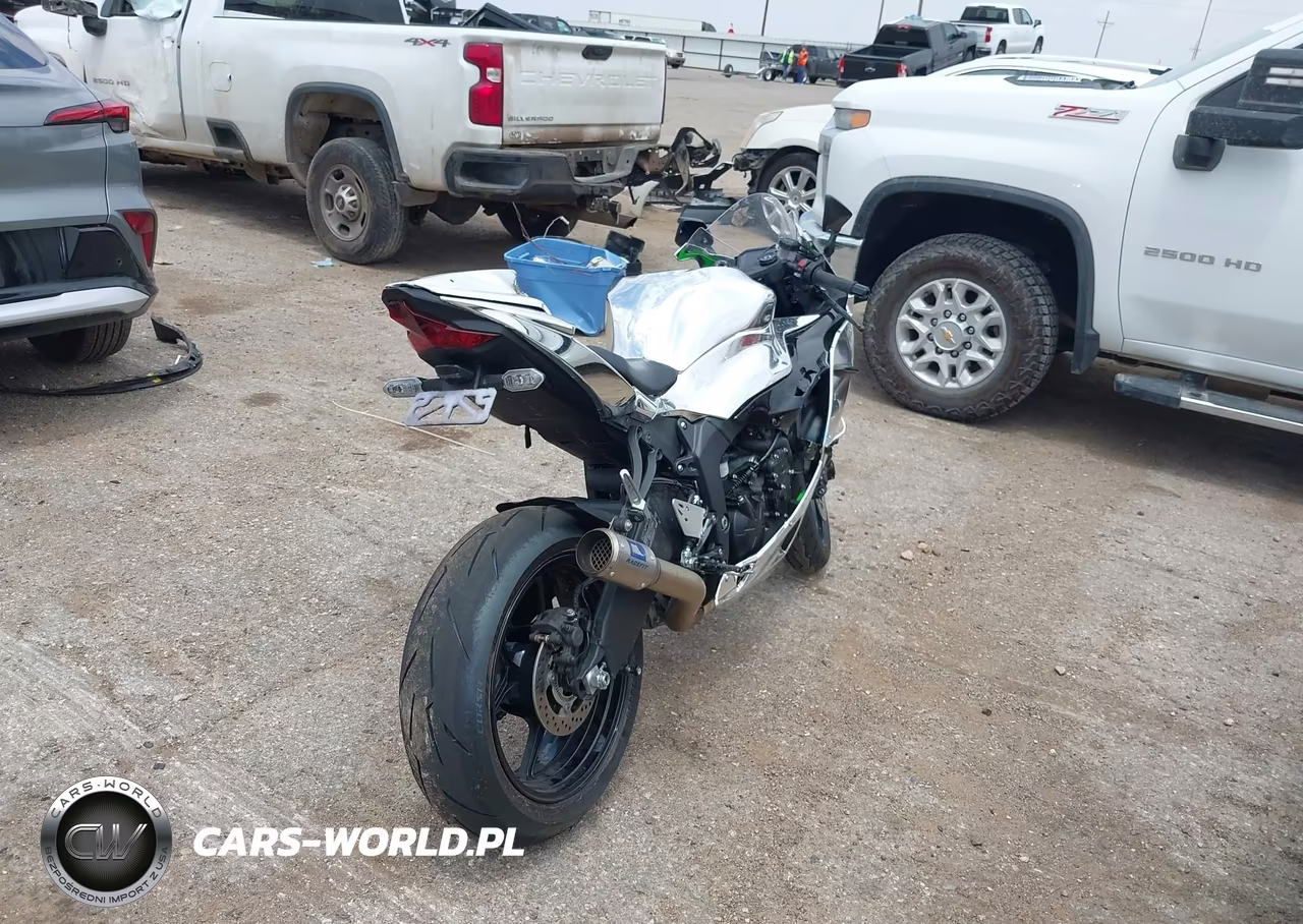2025 Kawasaki Zx636 K VIN:JKBZXJJ16SA023379 - 4
