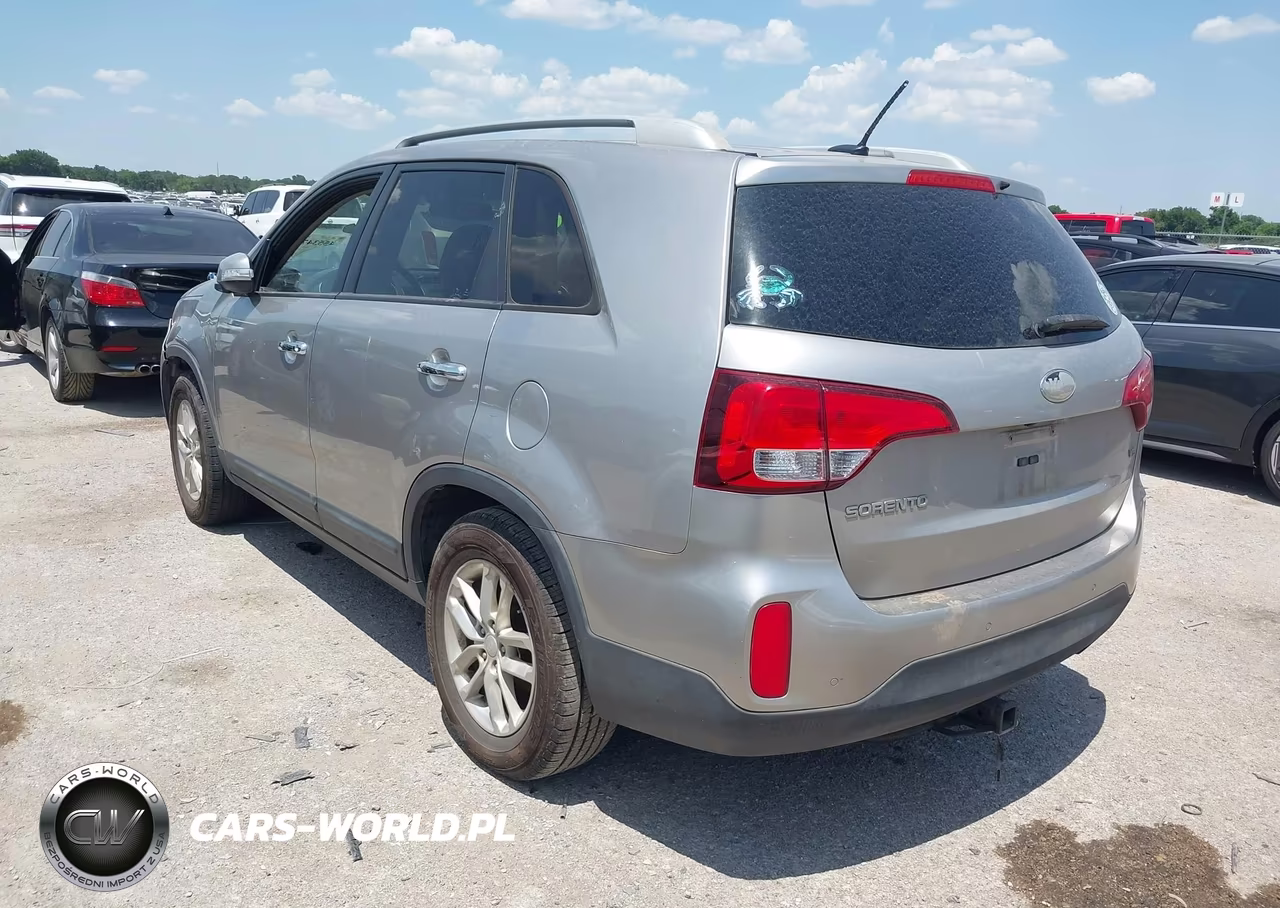 2015 Kia Sorento Lx V6 VIN:5XYKT4A75FG609431 - 3