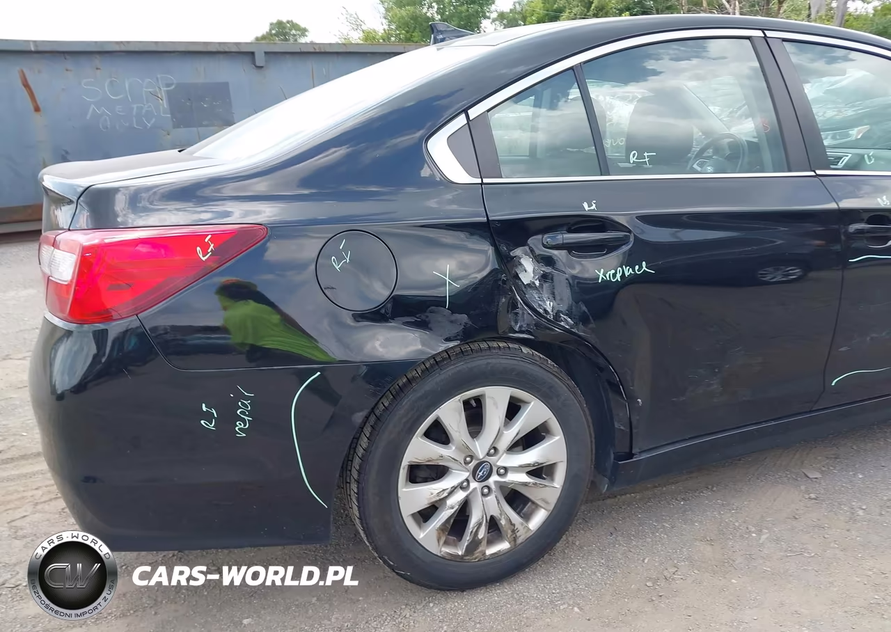 2016 Subaru Legacy 2.5I Premium VIN:4S3BNAF6XG3056189 - 18